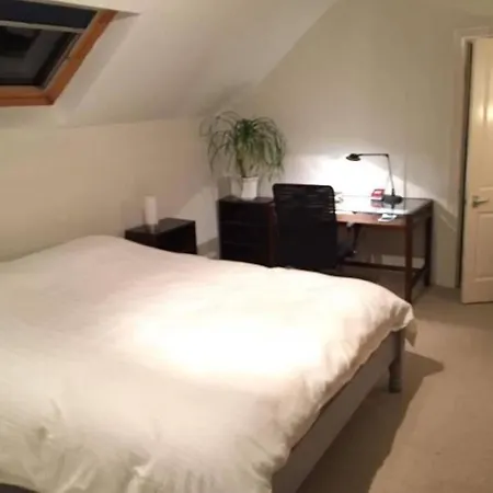 Holiday home Garrykennedy Coach House